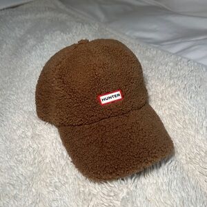 HUNTER FAUX-SHEARLING BASEBALL CAP